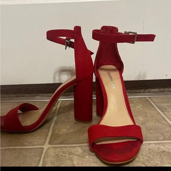 Red giani bini heels - Picture 1 of 6